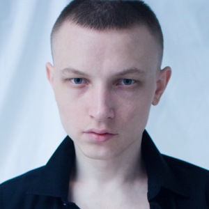 Остаемся в заголовках