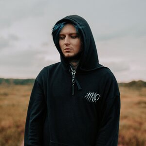 Девчонка, которой не нужен никто (ft. playingtheangel, katanacss, INSPACE)